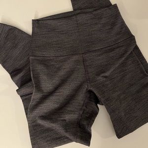 Lululemon heathered gray legging